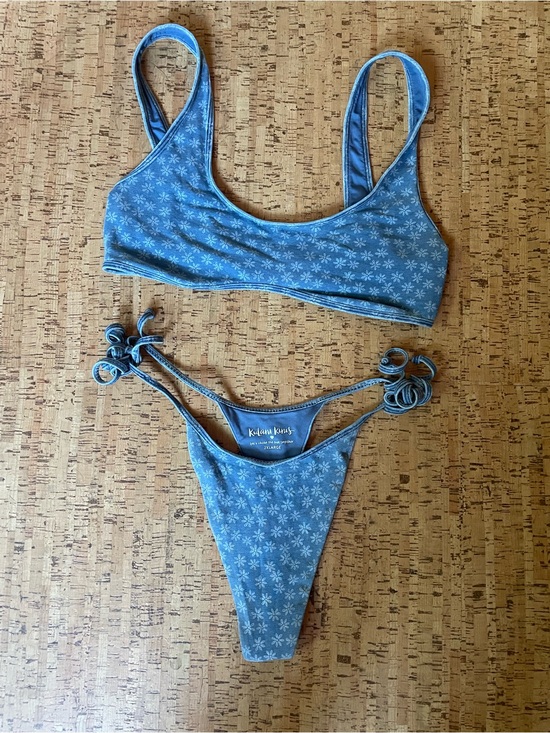 Kulani Kinis Other - Kulani Kinis Blue Floral Two-Piece Bikini